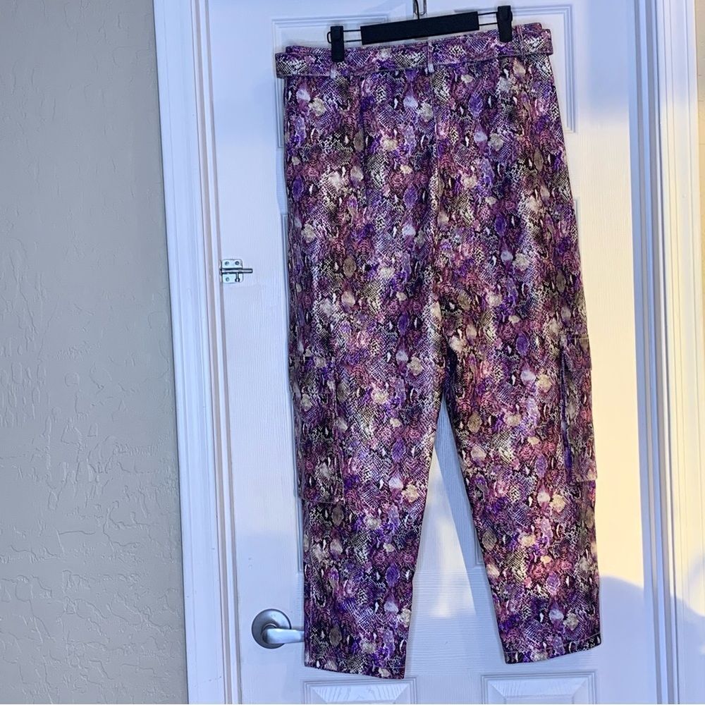 ASOS Purple Snakeskin Print High Rise Cropped Pants Size 10 - Picture 2 of 11